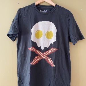 Breakfast skull tee